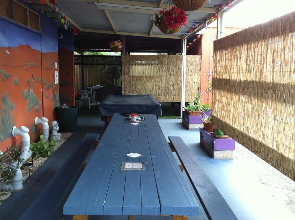 Dolphin Retreat Bunbury Yha Hostel Exterior photo
